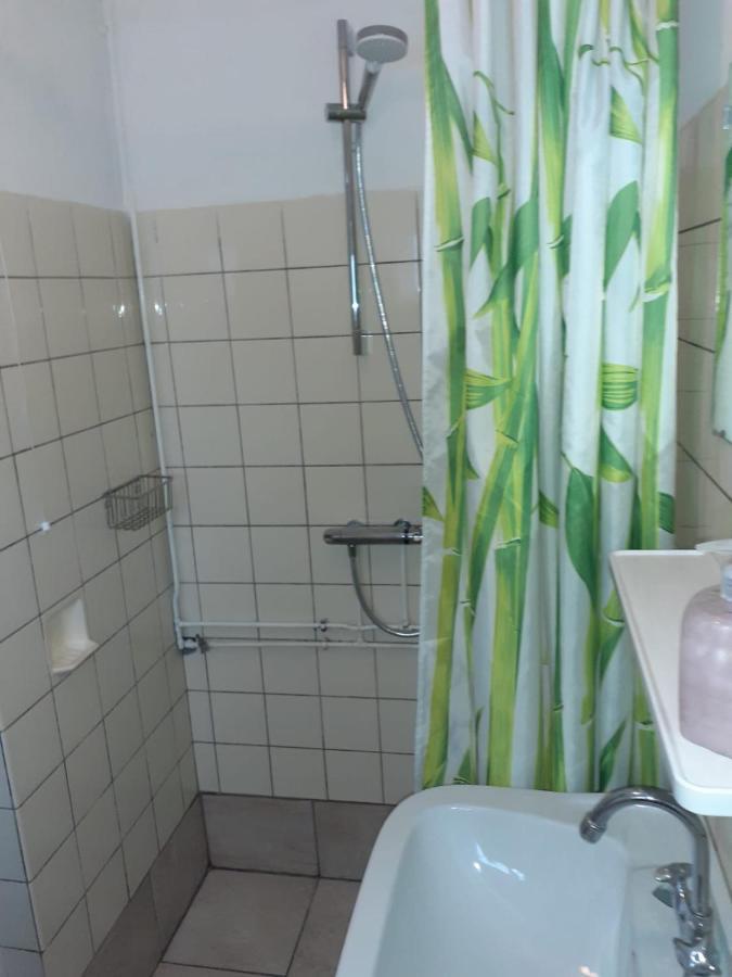 Vakantiehuisje In Centrum أوتمارسوم المظهر الخارجي الصورة